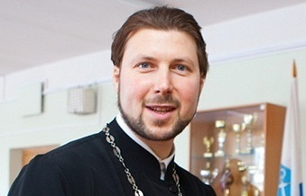 Израиль передал российским властям священника Грозовского Израиль передал российским властям священника Грозовского