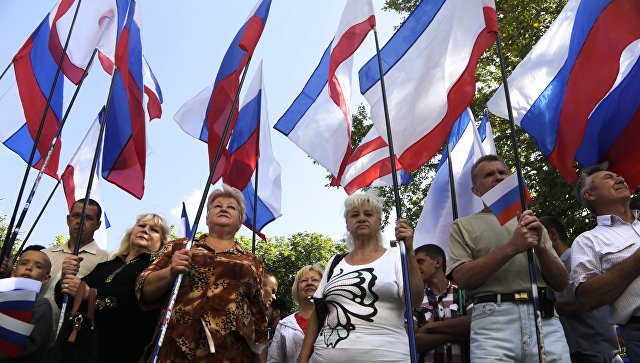 В Крыму пройдут торжества по случаю Дня государственного флага и герба Республики В Крыму пройдут торжества по случаю Дня государственного флага и герба Республики