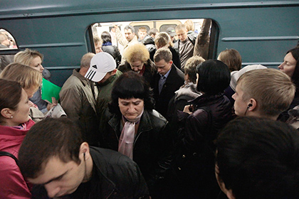 Москва: во время давки в метро женщине сломали ногу Москва: во время давки в метро женщине сломали ногу