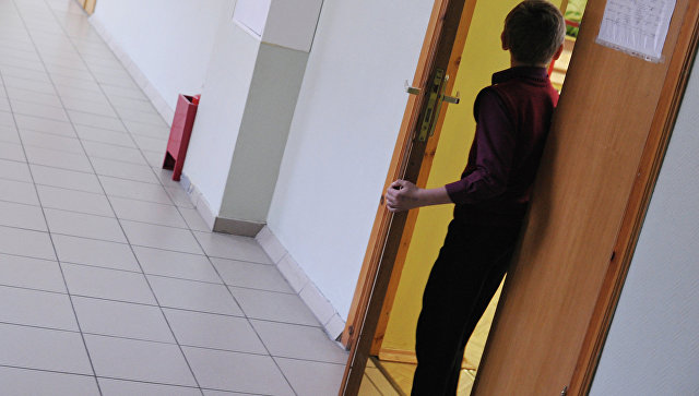 Двое волгоградских школьников распространяли закладки с наркотиками Двое волгоградских школьников распространяли закладки с наркотиками