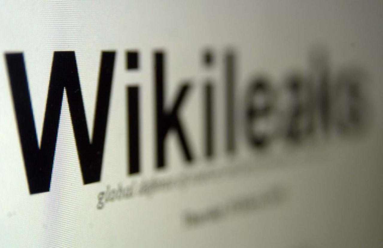 Глава фонда Клинтонов хотела свести счеты с жизнью – WikiLeaks Глава фонда Клинтонов хотела свести счеты с жизнью – WikiLeaks
