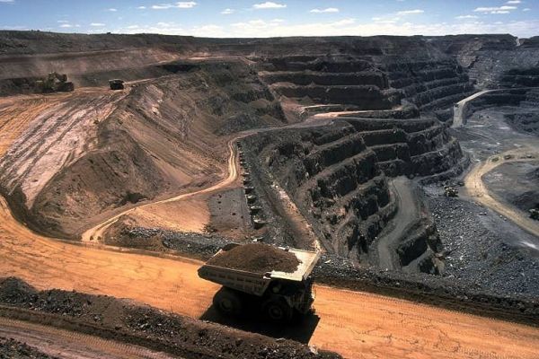 В Приморье около сотни угольщиков объявили голодовку В Приморье около сотни угольщиков объявили голодовку