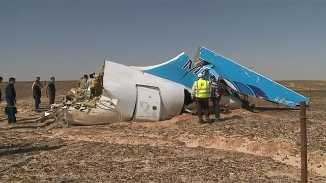 Россия и Египет вспоминают жертв крушения российского лайнера А321 над Синаем Россия и Египет вспоминают жертв крушения российского лайнера А321 над Синаем