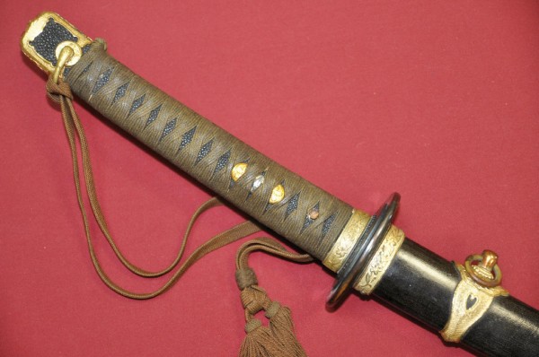 В японской гробнице обнаружены уникальные древние мечи