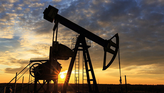 Нефть упала ниже 45 долларов на фоне новостей об итогах выборов в США