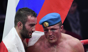 Денис Лебедев в бою за титул IBF потерпел поражение от Мурата Гассиева и лишился чемпионского пояса