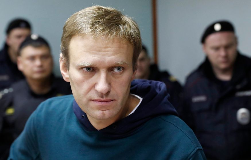 «Под шумок заберут активы»: Западу выгодна смерть Навального* перед выборами президента РФ