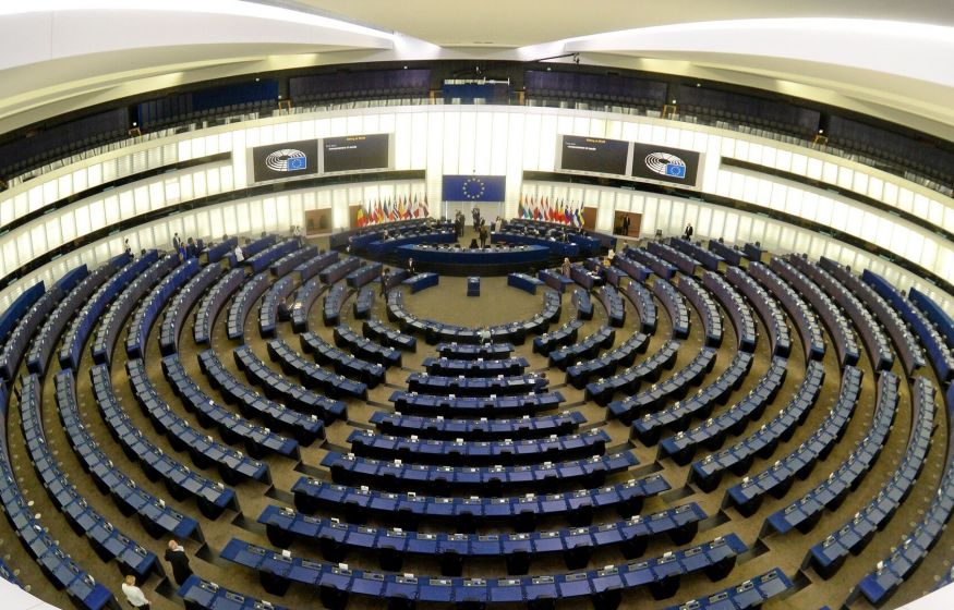 Парламент ЕС одобрил первый в мире закон об искусственном интеллекте