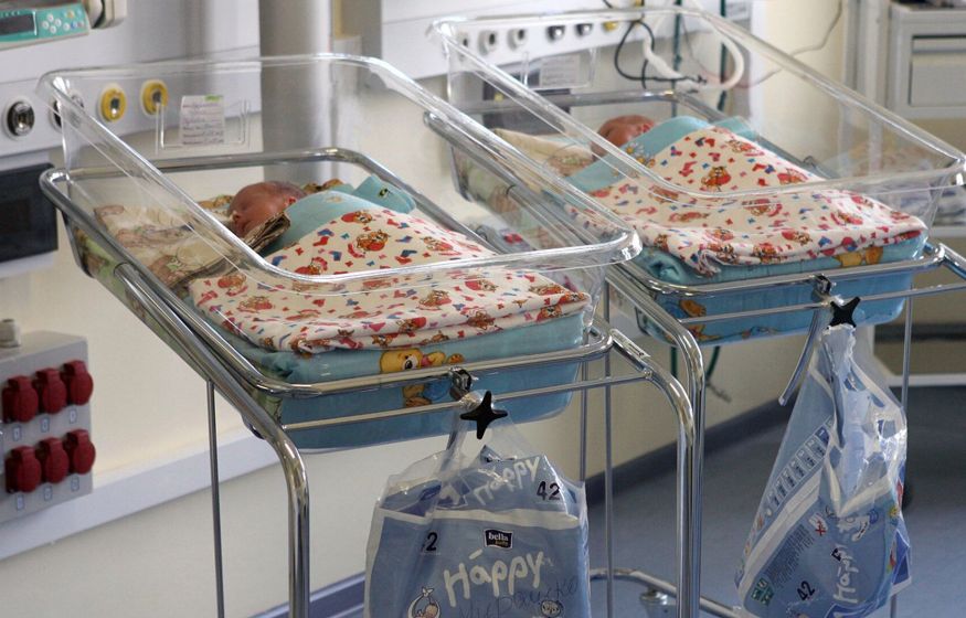 Эксперты бьют тревогу по поводу падения мирового уровня рождаемости