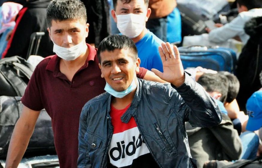 «20 миллионов мигрантов вооружены до зубов»: В Госдуме забили тревогу 