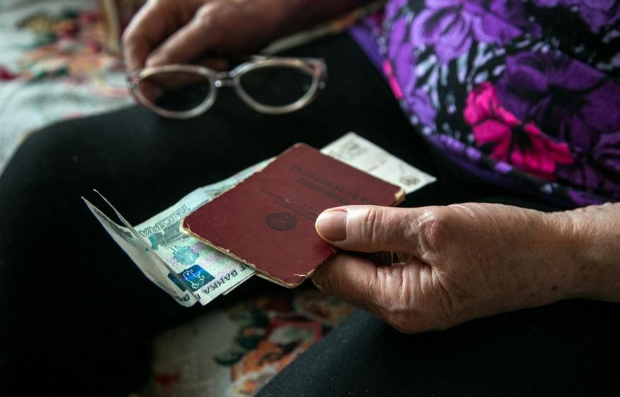 Россиянам посоветовали самостоятельно копить на достойную пенсию