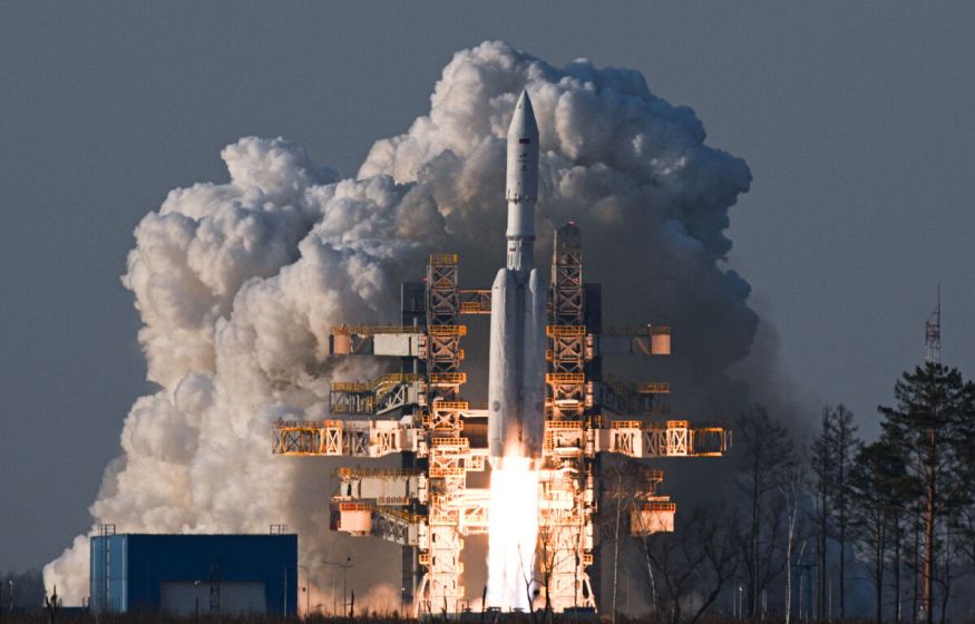 «Мы великая страна!»: Россия успешно запустила космическую ракету «Ангара-А5» 