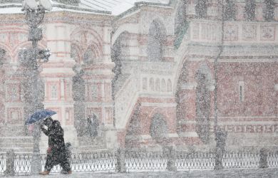 Снег и мощный вихрь: Москву накроют аномальные холода на этой неделе