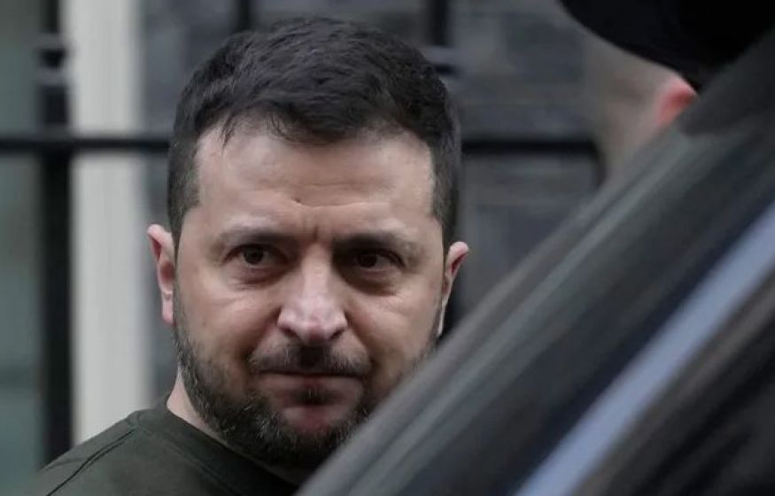 «Путин меня боится». Российская армия будет во Львове. Зеленский охамел в край и бредит 