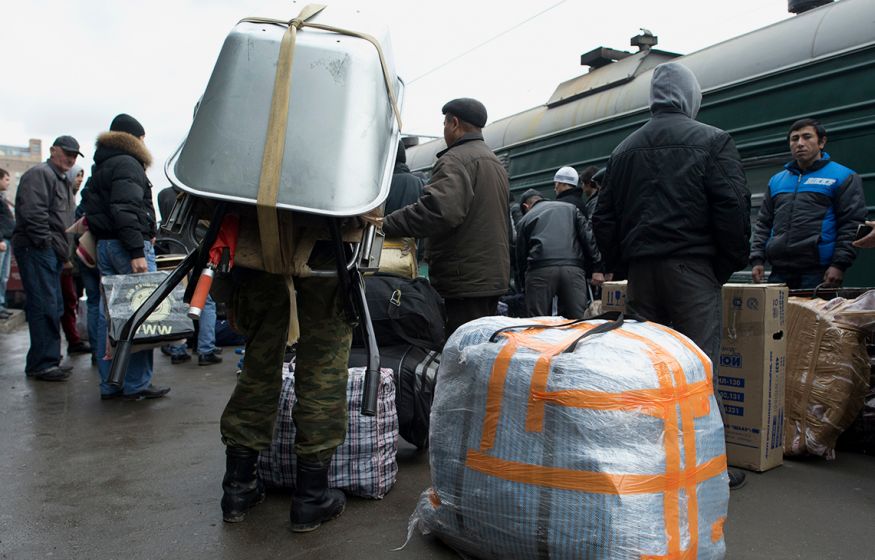 Мигранты из одной страны перестанут ездить в Россию, и на это есть две веские причины: ЦГ