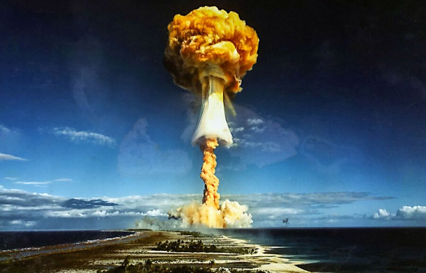 «Наплевали на все запреты»: Какую правду скрывает Трамп о ядерных испытаниях?