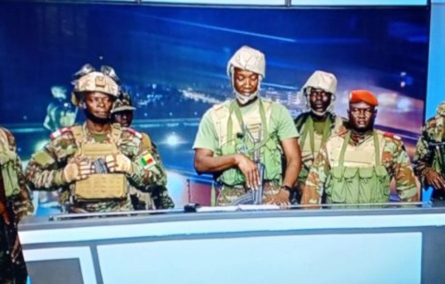 Захватили телецентр и объявили о свержении президента. Подробности происшествия Захватили телецентр и объявили о свержении президента. Подробности происшествия