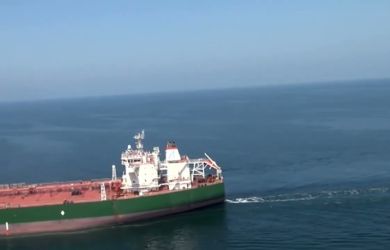 Ормуз под охраной: ОАЭ готовы ввести флот ради спасения мирового судоходства?