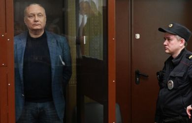 От сенатского кресла до колонии строгого режима: Савельев осуждён за подготовку убийства