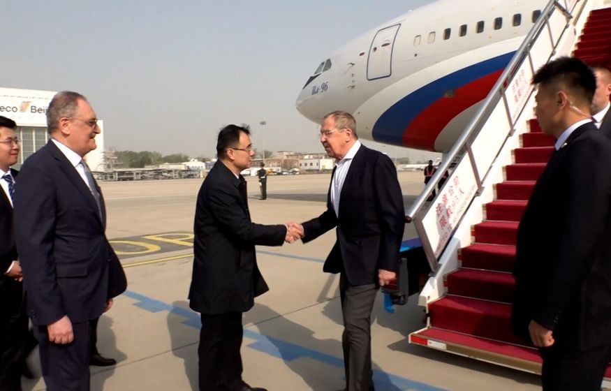 США объявили войну Китаю. Лавров прибыл в Пекин. Си в ярости. Европа бежит из НАТО, создаётся новый альянс