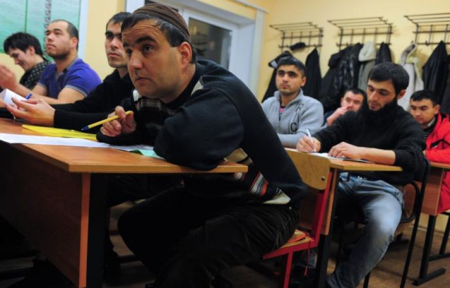 Решетников признал: без мигрантов России не вырасти &mdash; но кто спасёт экономику на самом деле?