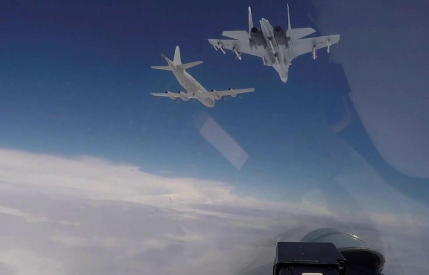 Два перехвата над Чёрным морем: британский разведчик в панике от российских истребителей