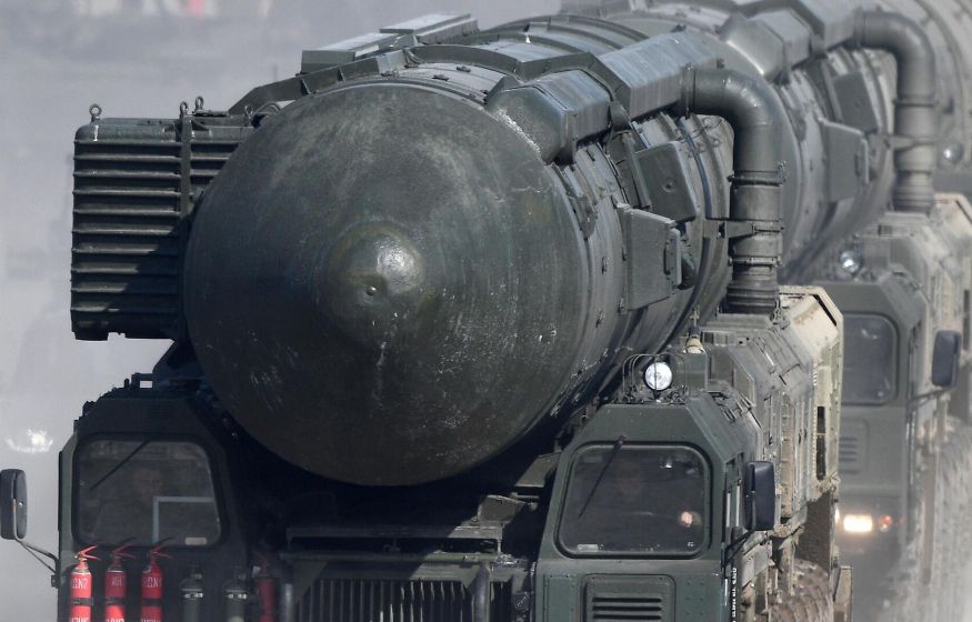 &laquo;Без "Ярсов" нас бы уже грабили и насиловали&raquo;: военкор Сладков о роли ядерного оружия как главного фактора войны