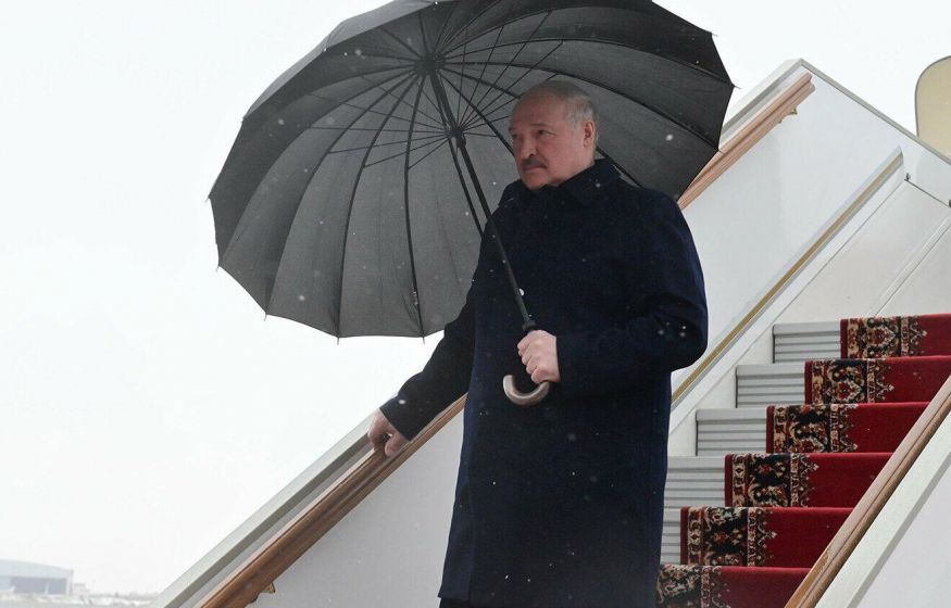 Лукашенко срочно прилетел в Москву. Запад требует от России позорного мира. Надвигается буря&hellip;