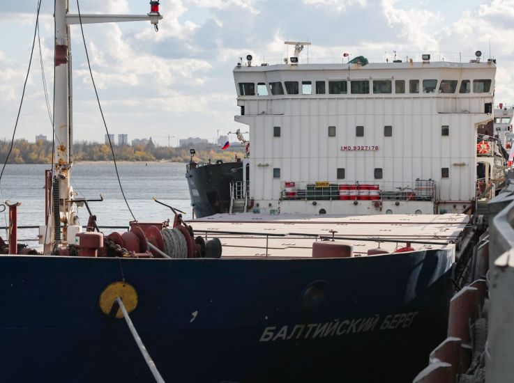 Астраханский порт создает группу судов для транспортировки грузов за границу