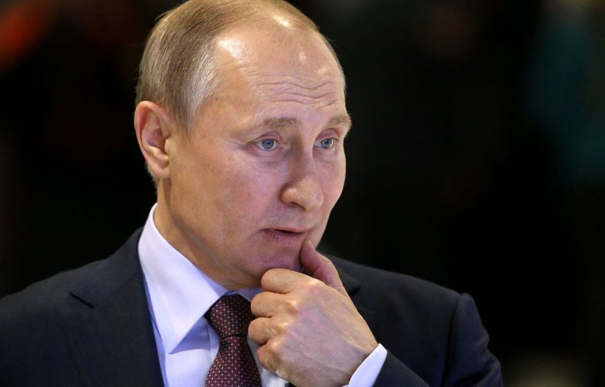 Путин требовал «вытащить людей из трущоб», а Минстрой разрешил жить в «ограниченно пригодном» жилье