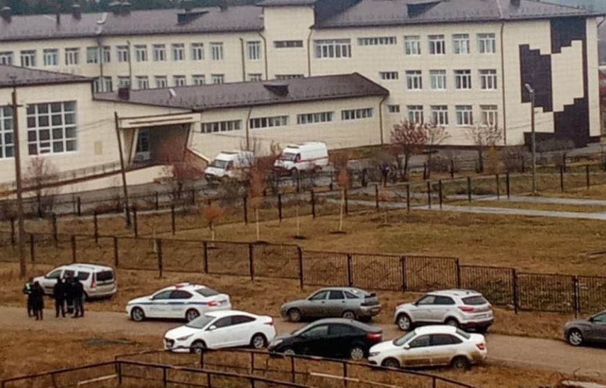 Охрана рассказала, как школьник прошел в школу с оружием в Пермском крае