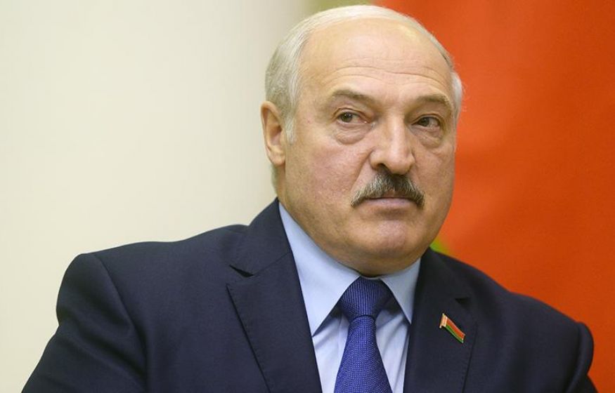 «Каждый человек должен распоряжаться своей судьбой»: В Белоруссии отменили масочный режим