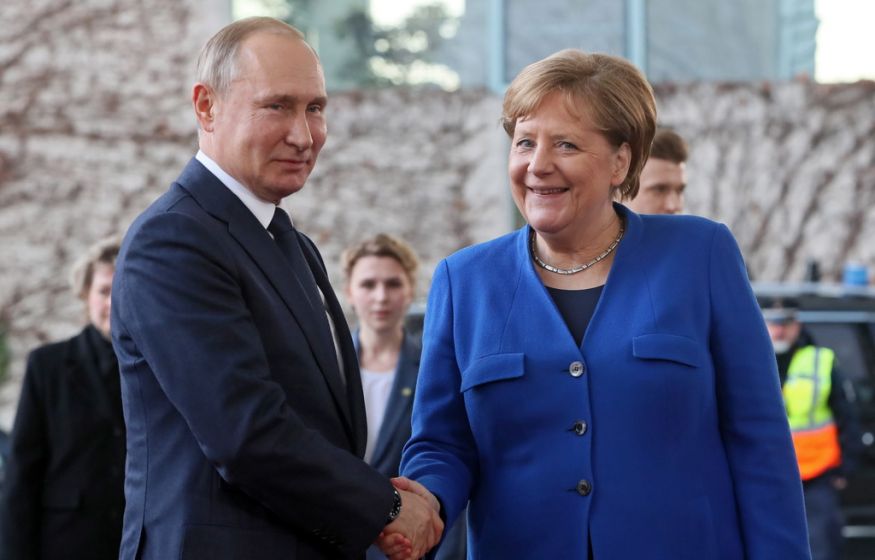 СМИ: Меркель заявила лидерам ЕС, что Россия увеличит поставки газа