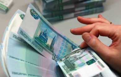 СМИ: непривитые от COVID-19 чиновники мэрии Екатеринбурга остались без денег