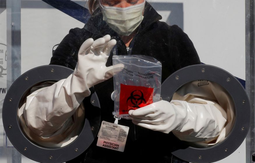 В ВОЗ заявили, что переболевшие коронавирусом могут заразиться новым штаммом «Омикрон»
