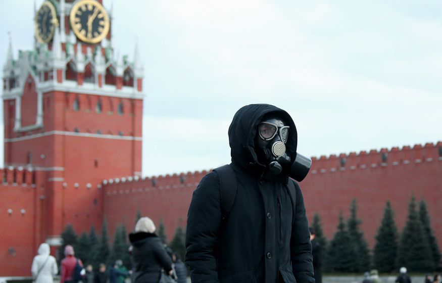 «Готовимся к худшему»: Кремль отреагировал на распространение штамма коронавируса «омикрон»