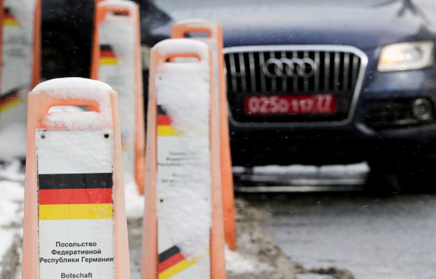 Канцлер Германии поддержал решение МИД страны о высылке российских дипломатов