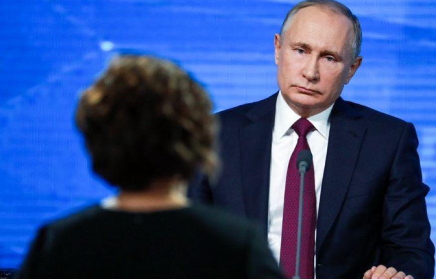 «Мне дико смешно»: Журналистка прошла на пресс-конференцию Путина с температурой и старым ПЦР-тестом