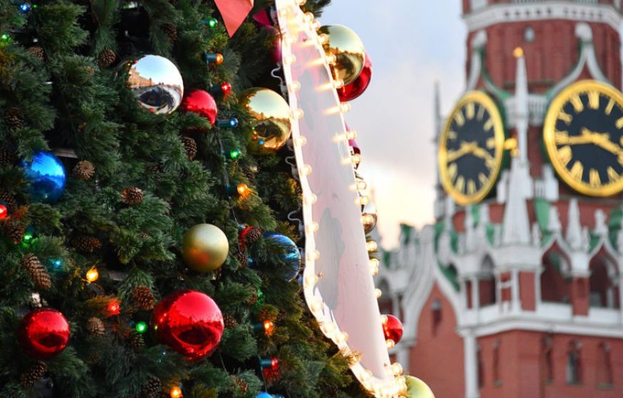Кремль заказал новогодние елки «супер-премиум класса» из Дании за 3 млн рублей