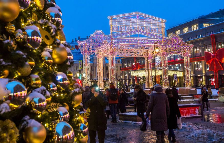 В России хотят отменить новогодние каникулы