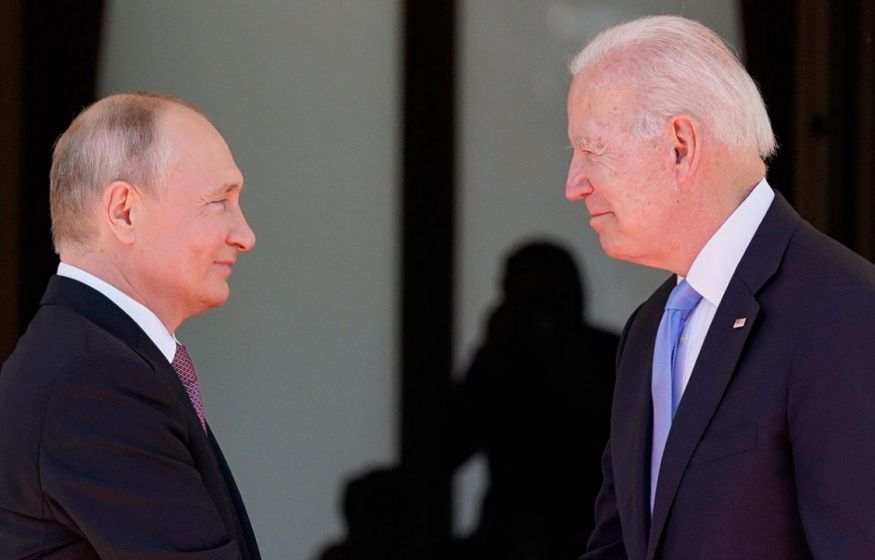 «Как ему из всего этого выбраться?» Байден согласился поговорить с Путиным, если он остановит спецоперацию на Украине