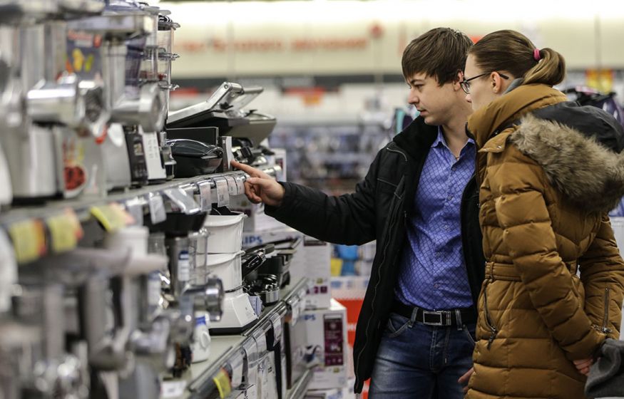 Россияне закупились дорогой техникой неизвестных брендов перед Новым годом 