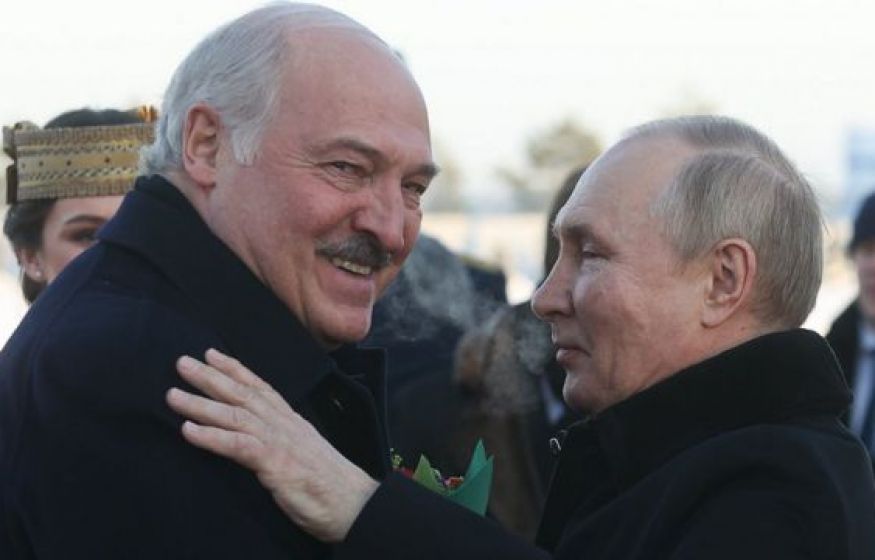 Берлин обеспокоил визит Путина в Минск Берлин обеспокоил визит Путина в Минск