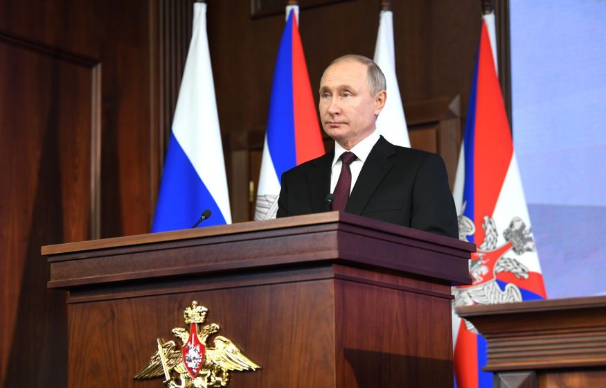 «Страна дает все, что армия просит»: Путин заявил об отсутствии ограничений по финансированию войск