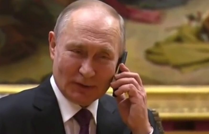 «Огурчиков пришлешь?» Путин позвонил девочке из Запорожья и попросил прислать огурцов «Огурчиков пришлешь?» Путин позвонил девочке из Запорожья и попросил прислать огурцов