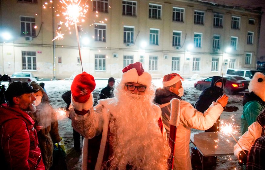 У каждого второго россиянина нет новогоднего настроения 