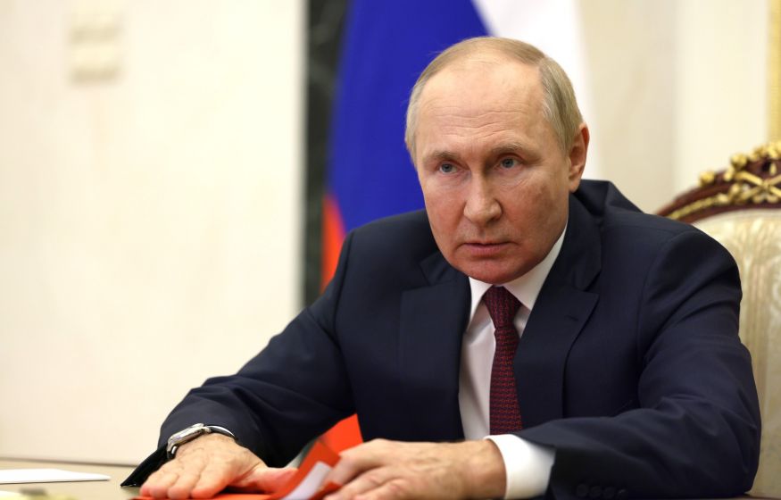 Загадочный указ Путина: чиновники не поняли, кому президент разрешил не публиковать данные о доходах
