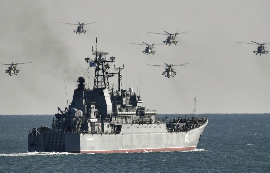 Россию хотят лишить кораблей ЧФ. Зеленский чуть не погиб. Танки США добрались до России: Главное к 21:00