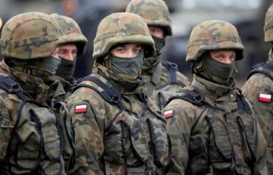 Сумасшедшие закупки оружия: Польша готовится к войне с Россией? 