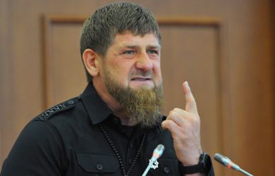 Кадыров пообещал «убить всех — отца, брата, дядю». Что произошло?